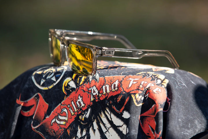 UNIT Mens Eyewear - Polarised - Primer Crystal Smoke