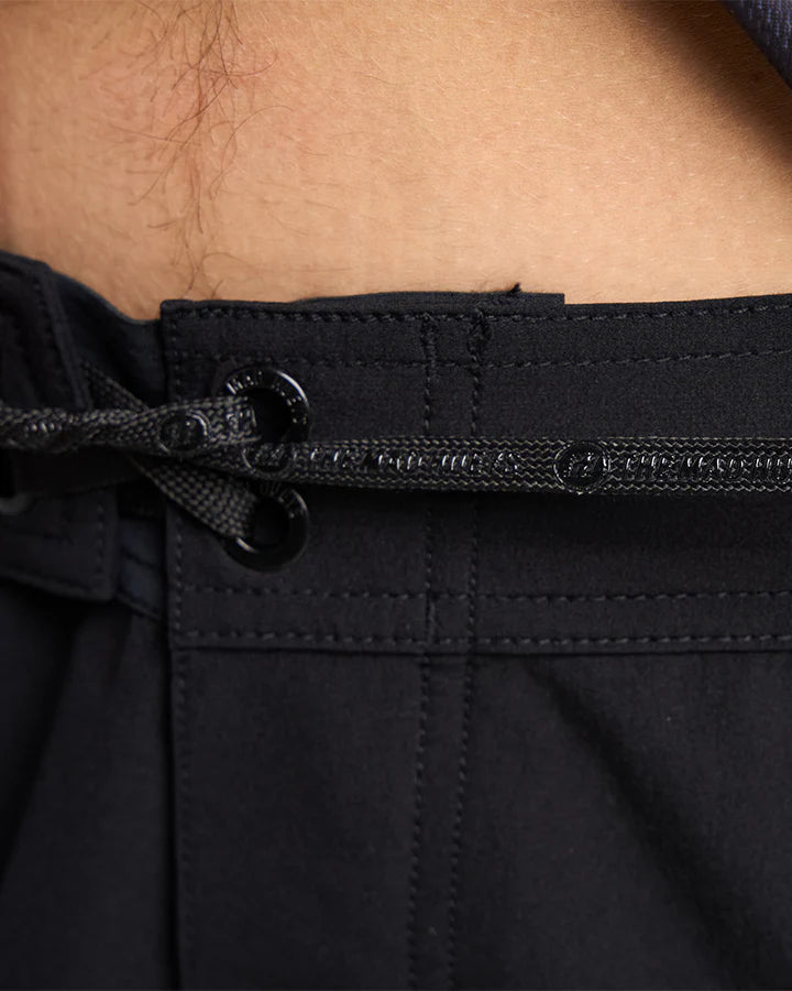 TMH HUEYS LIFE | 19" BOARDSHORT