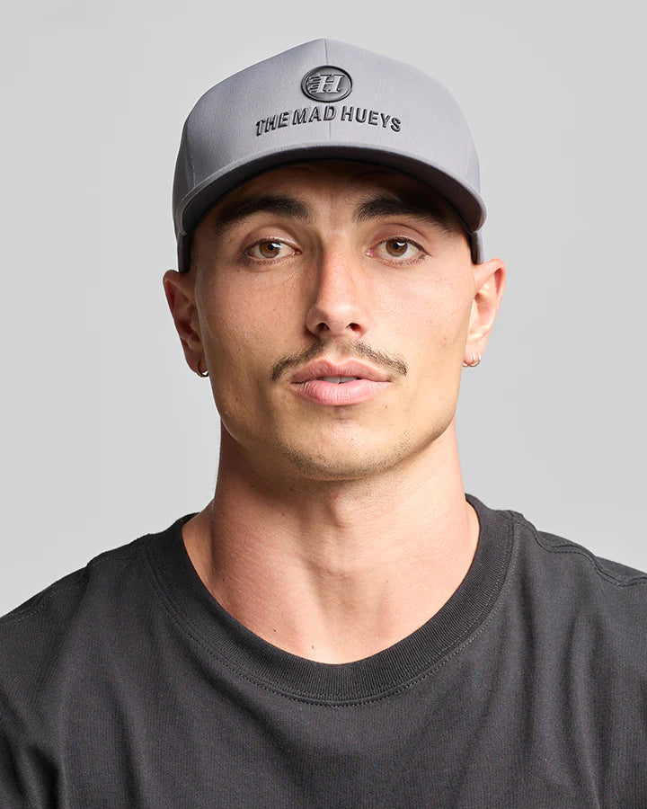 TMH HUEYS ZOOM | FLEXFIT DELTA - CHARCOAL