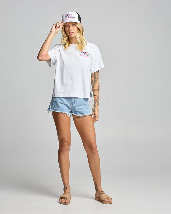 TMH LIFES A BEACH | WOMENS FOAM TRUCKER - WHITE