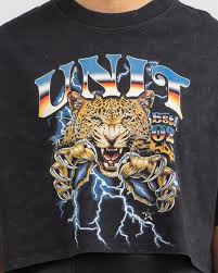 UNIT- LADIES TEE- HUNTED Size 8