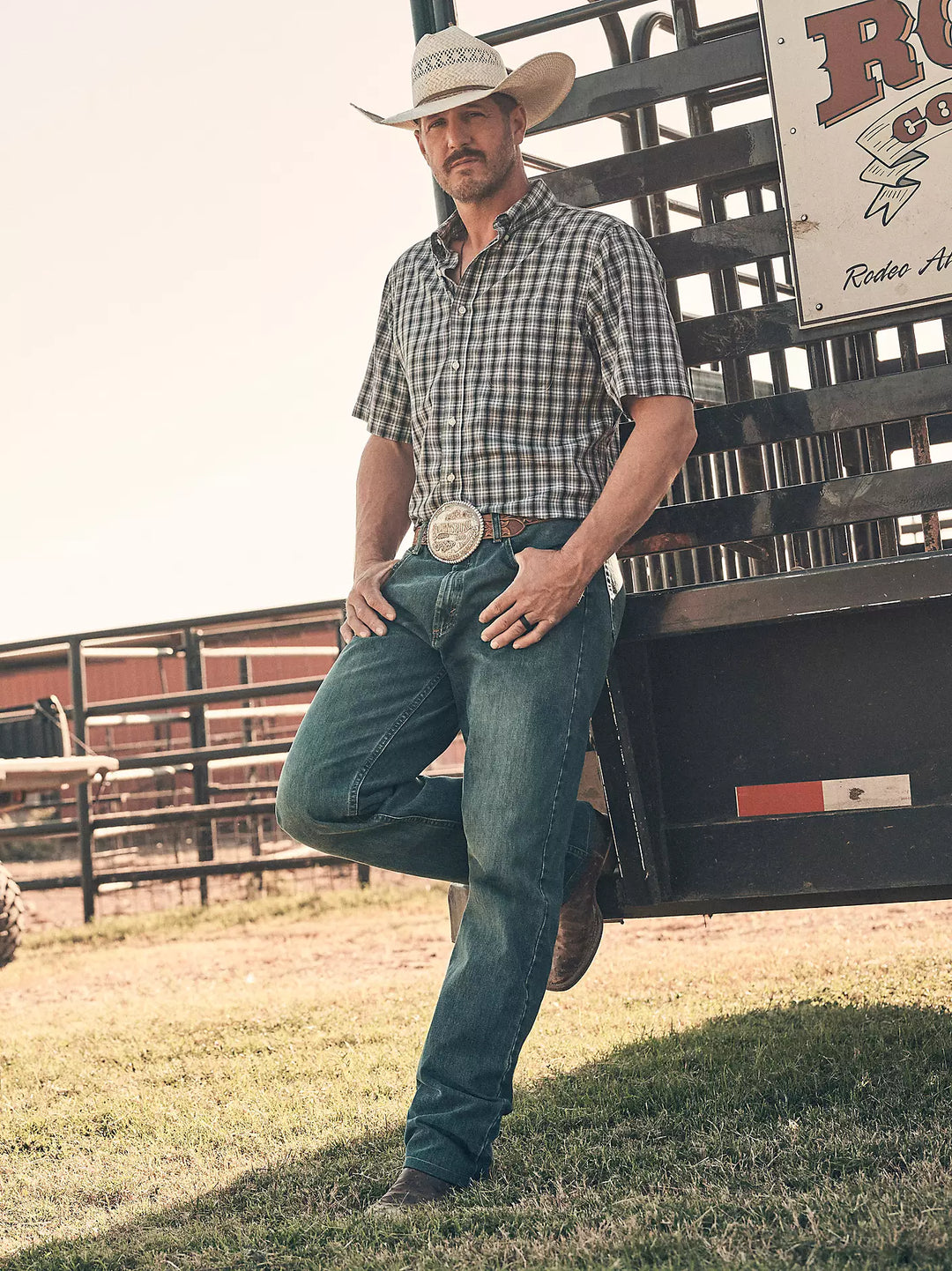 Wrangler Mens 20X Competition Relaxed Jean