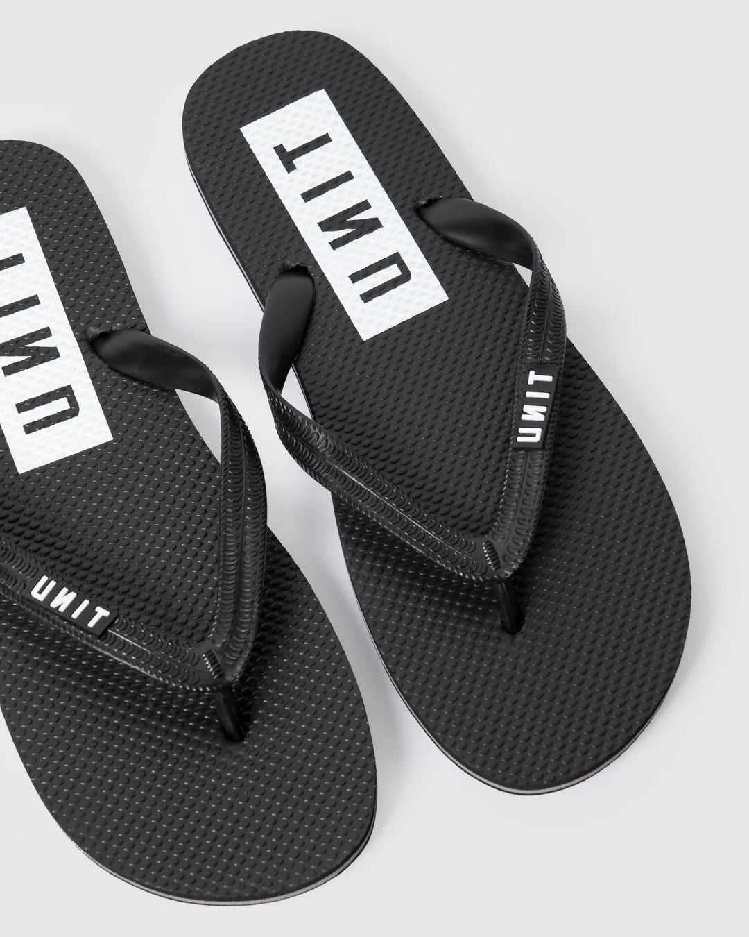 Unit Mens Flip Flops Black/White