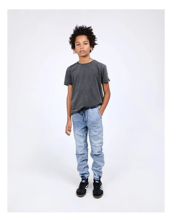 St. Goliath Como Jean