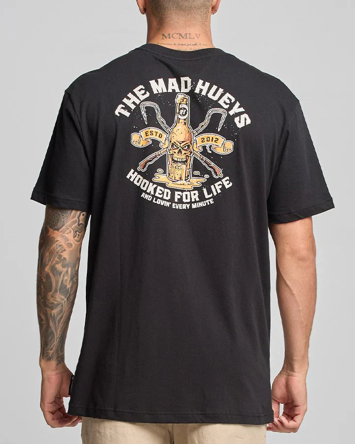 The Mad Hueys - OFF THE HOOK SS TEE- MEN