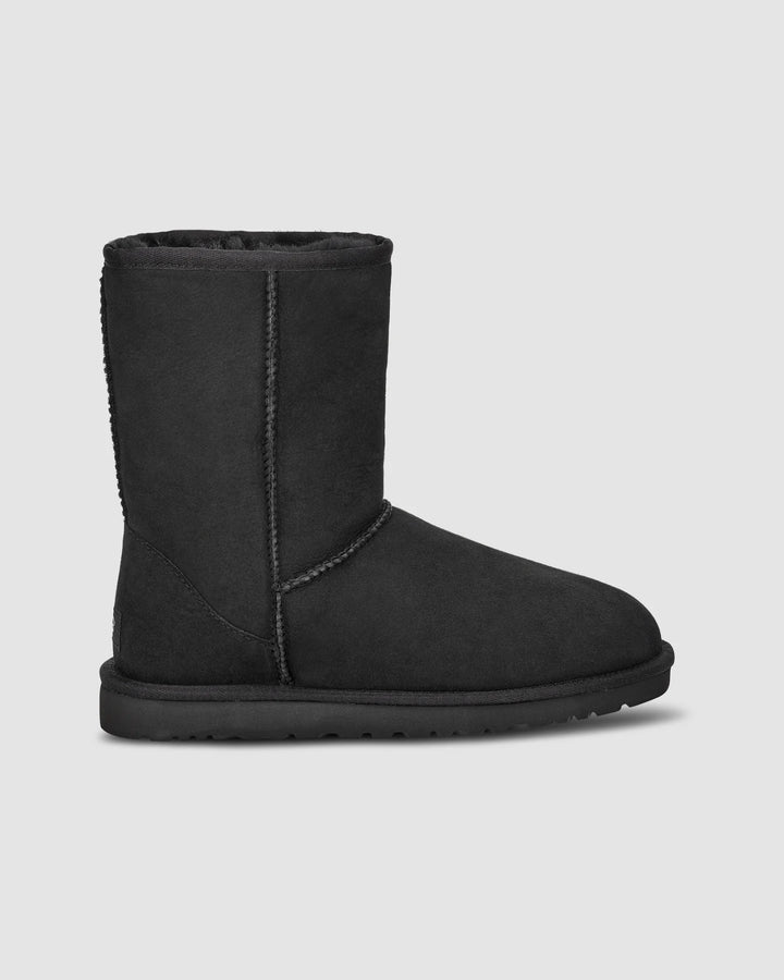 Ugg Classic Short - Black