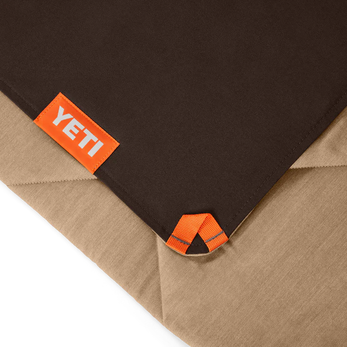 Yeti Lowlands Blanket