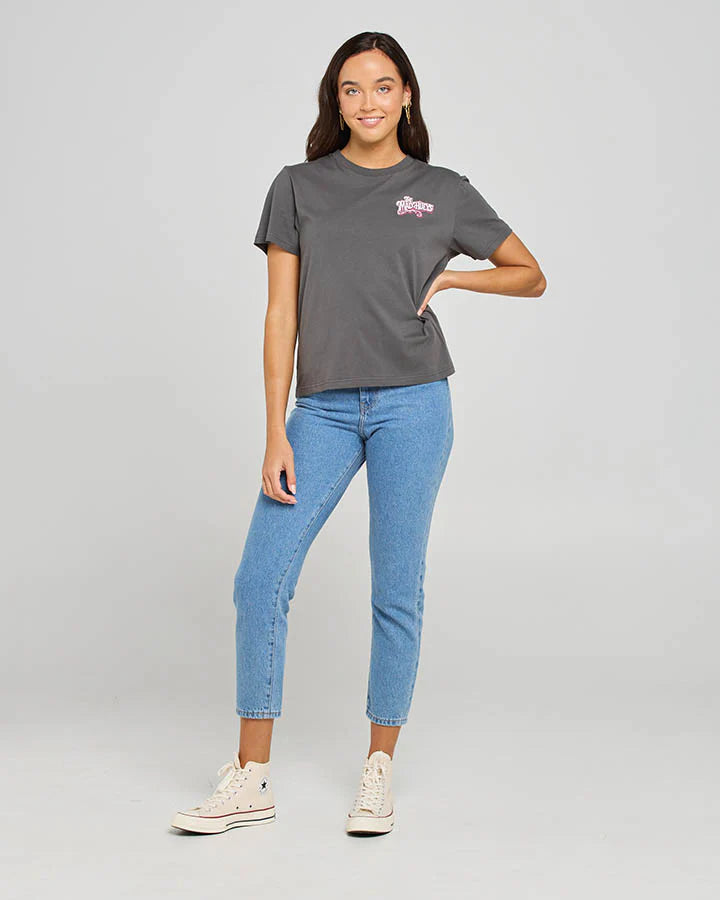 TMH LOOSE LIPS SINK SHIPS | WOMENS SS TEE - CHARCOAL