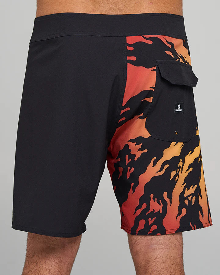 TMH SKULL SPIRAL | 18" BOARDSHORT