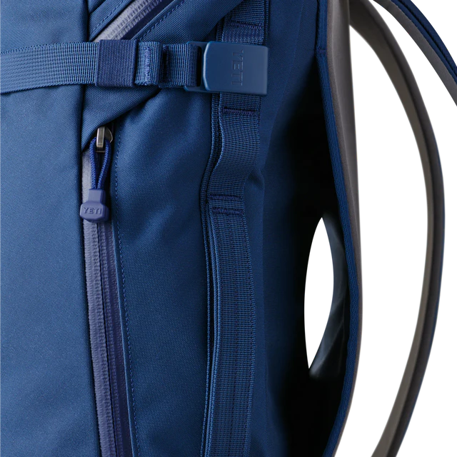 Yeti Crossroads Backpack 22L Navy