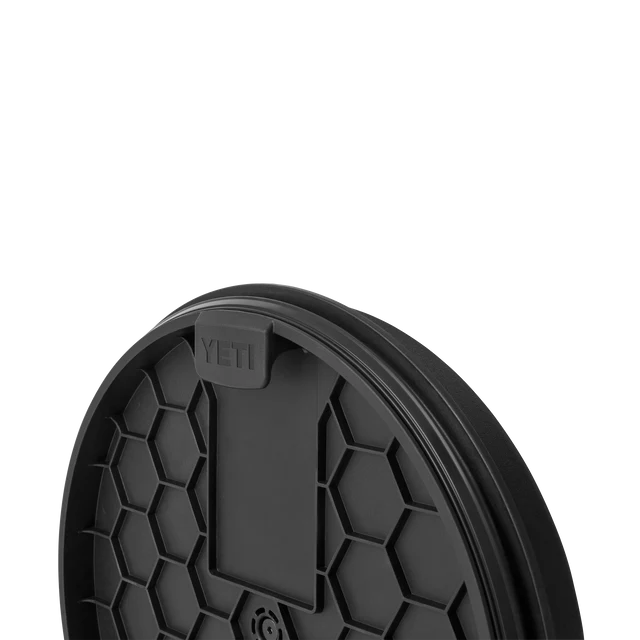 Yeti LoadOut Bucket Swivel Seat Black